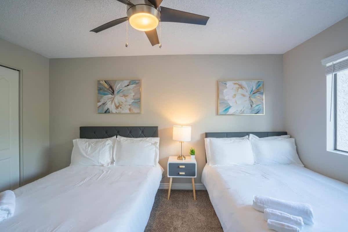 Unique 2bd - Parking, Gym, Pool - Sleeps 8 - 5min Casino * Scottsdale